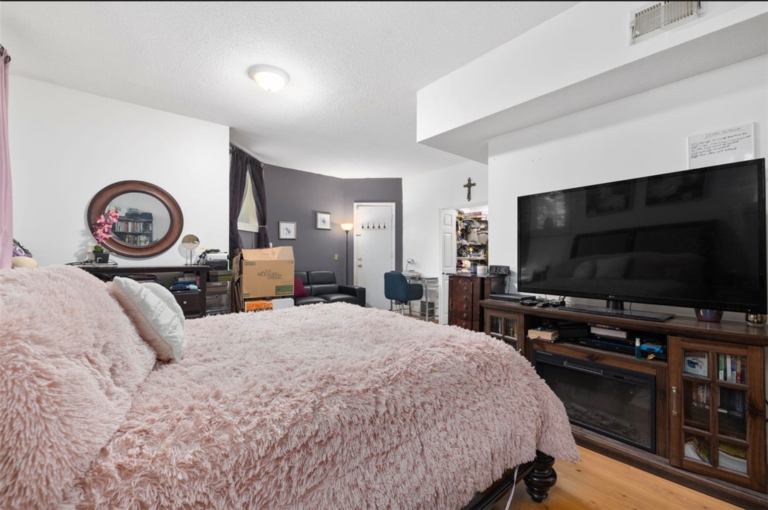 576 Fairmount Street Woonsocket, RI 02895 - Photo 20 of 50 Gallery Image 20