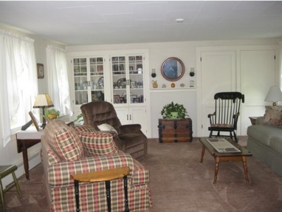 297 North River Road Milford, NH 03055 - Photo 4 of 14