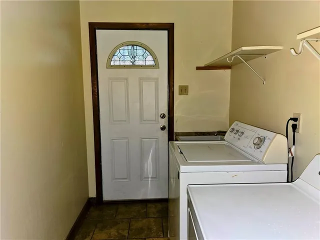 $1,460 | 3323 Republic Street, New Orleans, LA 70122