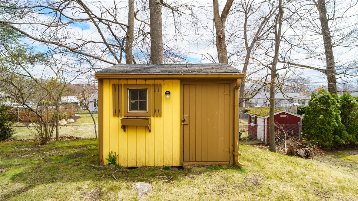 1 Colony Drive Johnston, RI 02919 - Photo 19 of 25