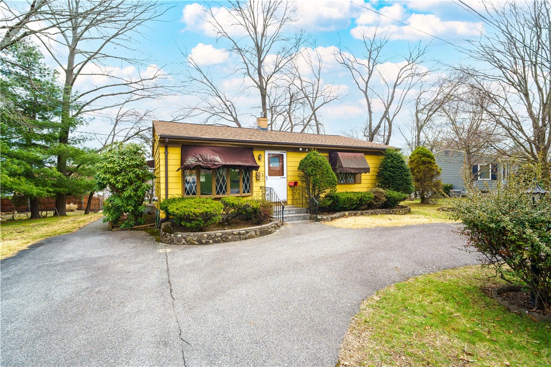 1 Colony Drive Johnston, RI 02919 - Photo 2 of 25