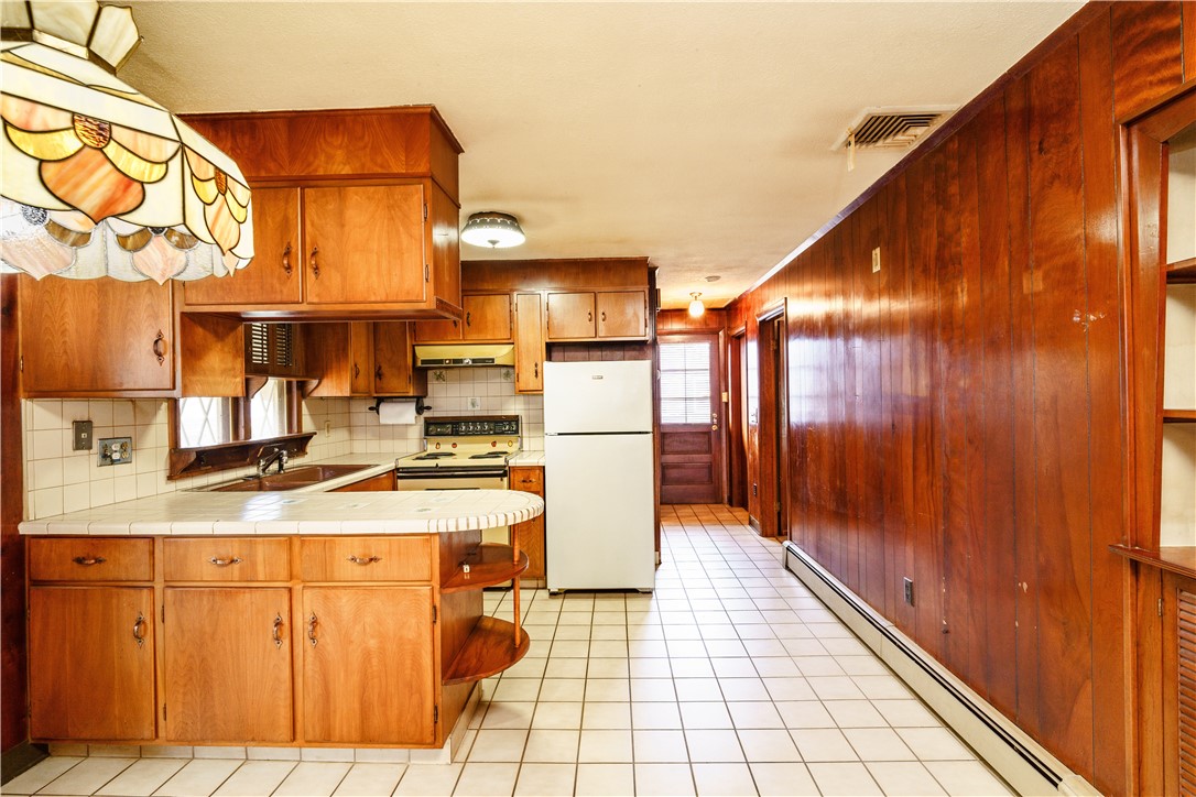 1 Colony Drive Johnston, RI 02919 - Photo 7 of 25