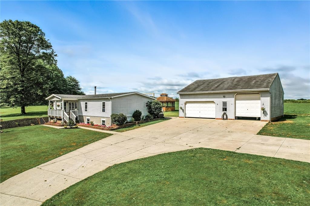 400 Oak Hill Road West Middlesex, PA 16159 - Photo 3 of 41
