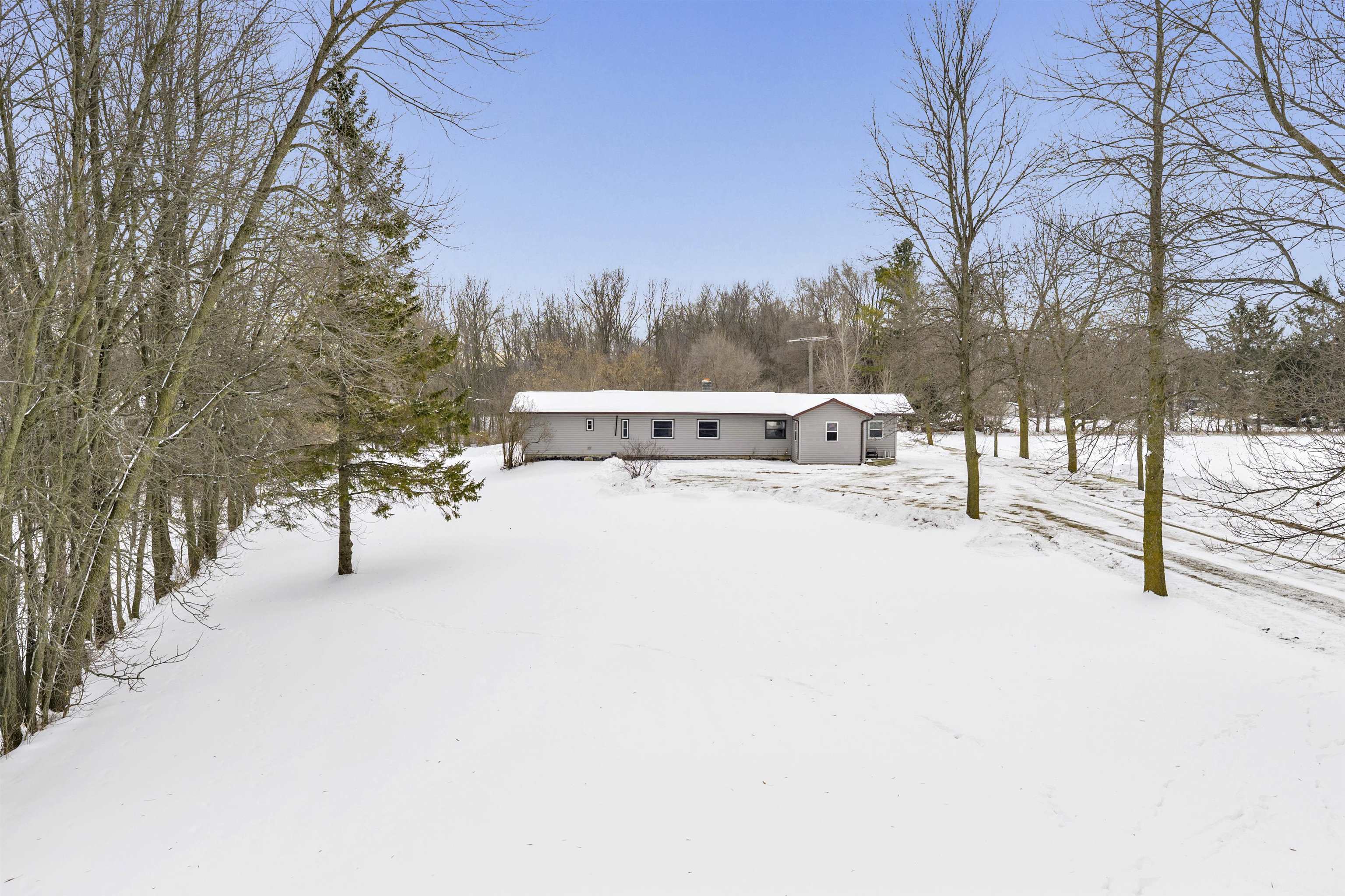 9673 Dudzik Road Krakow, WI 54137 - Photo 22 of 41