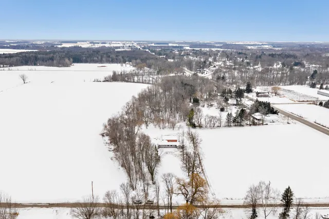 $215,000 | 9673 Dudzik Road, Krakow, WI 54137