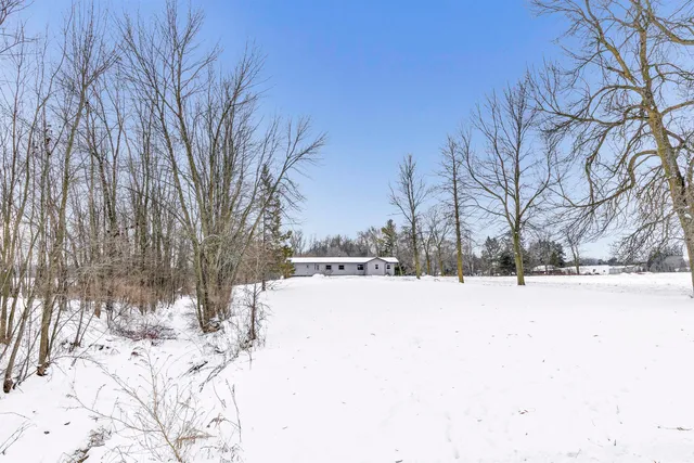 $215,000 | 9673 Dudzik Road, Krakow, WI 54137