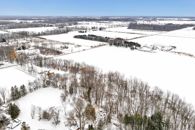 $215,000 | 9673 Dudzik Road, Krakow, WI 54137