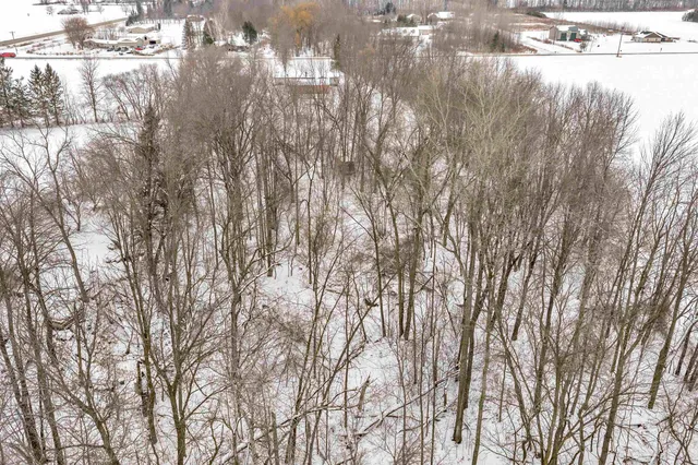 $215,000 | 9673 Dudzik Road, Krakow, WI 54137
