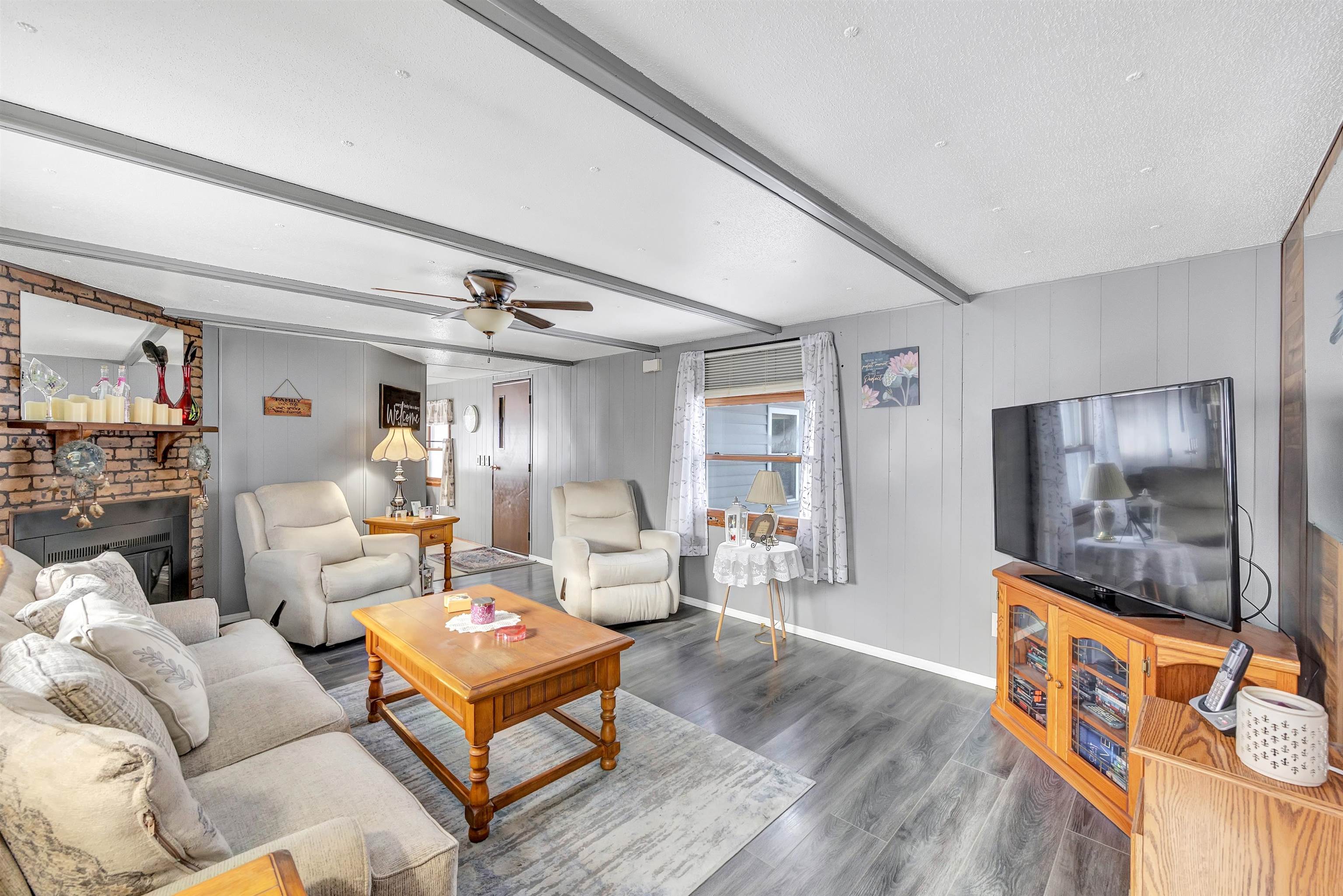 9673 Dudzik Road Krakow, WI 54137 - Photo 9 of 41