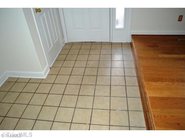 264 Buckingham Road Pinnacle, NC 27043 - Photo 2 of 14 Entry.