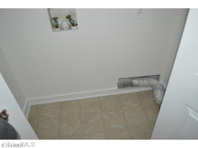 264 Buckingham Road Pinnacle, NC 27043 - Photo 6 of 14 Laundry Room.