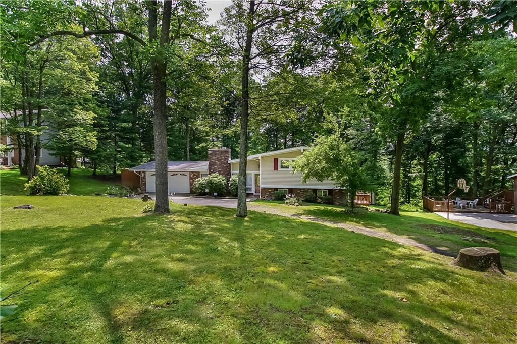 22 Hawes Road Farmington, PA 15437 - Photo 1 of 25 Gallery Image 1