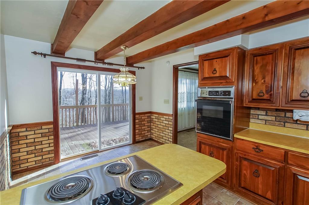 22 Hawes Road Farmington, PA 15437 - Photo 5 of 25 Gallery Image 5