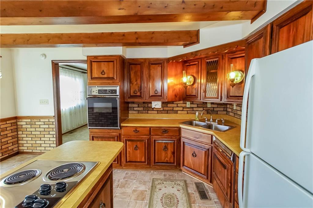 22 Hawes Road Farmington, PA 15437 - Photo 6 of 25 Gallery Image 6