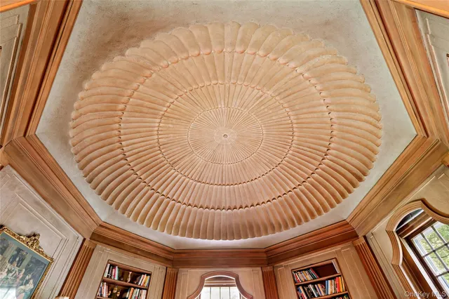 a view of entryway with a swimming pool