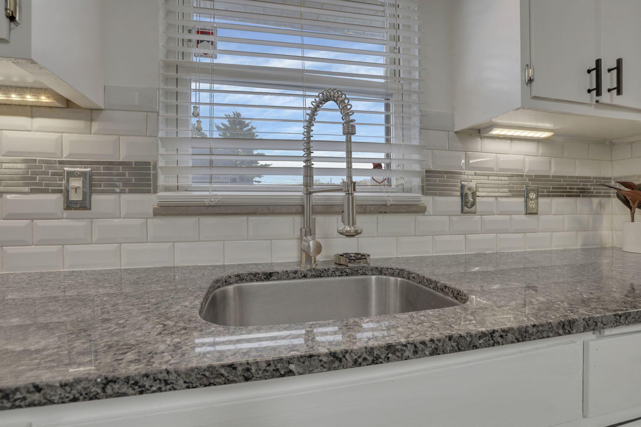 601 Morse Road Columbus, OH 43214 - Photo 22 of 41 22-web-or-mls-IMG_1017