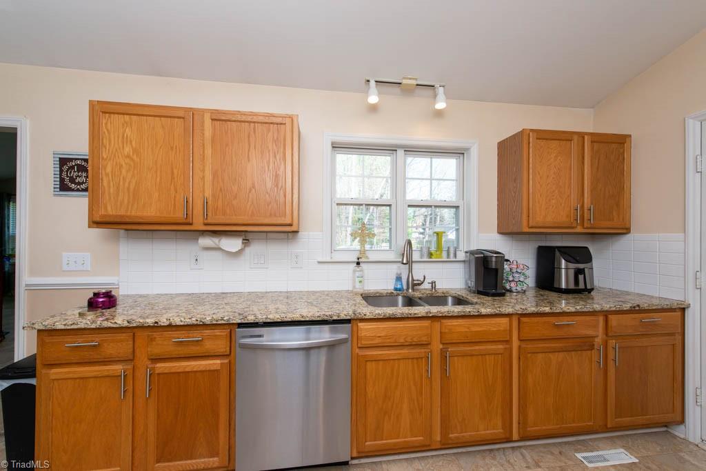 8206 Daltonshire Drive Oak Ridge, NC 27310 - Photo 14 of 50