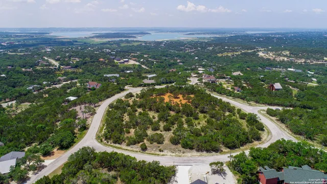 $379,900 | 520 Golden Eagle Loop, Canyon Lake, TX 78133