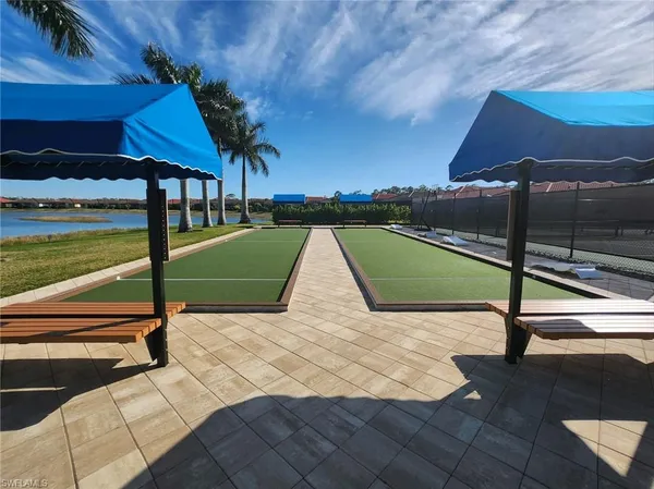 a view of a tennis court