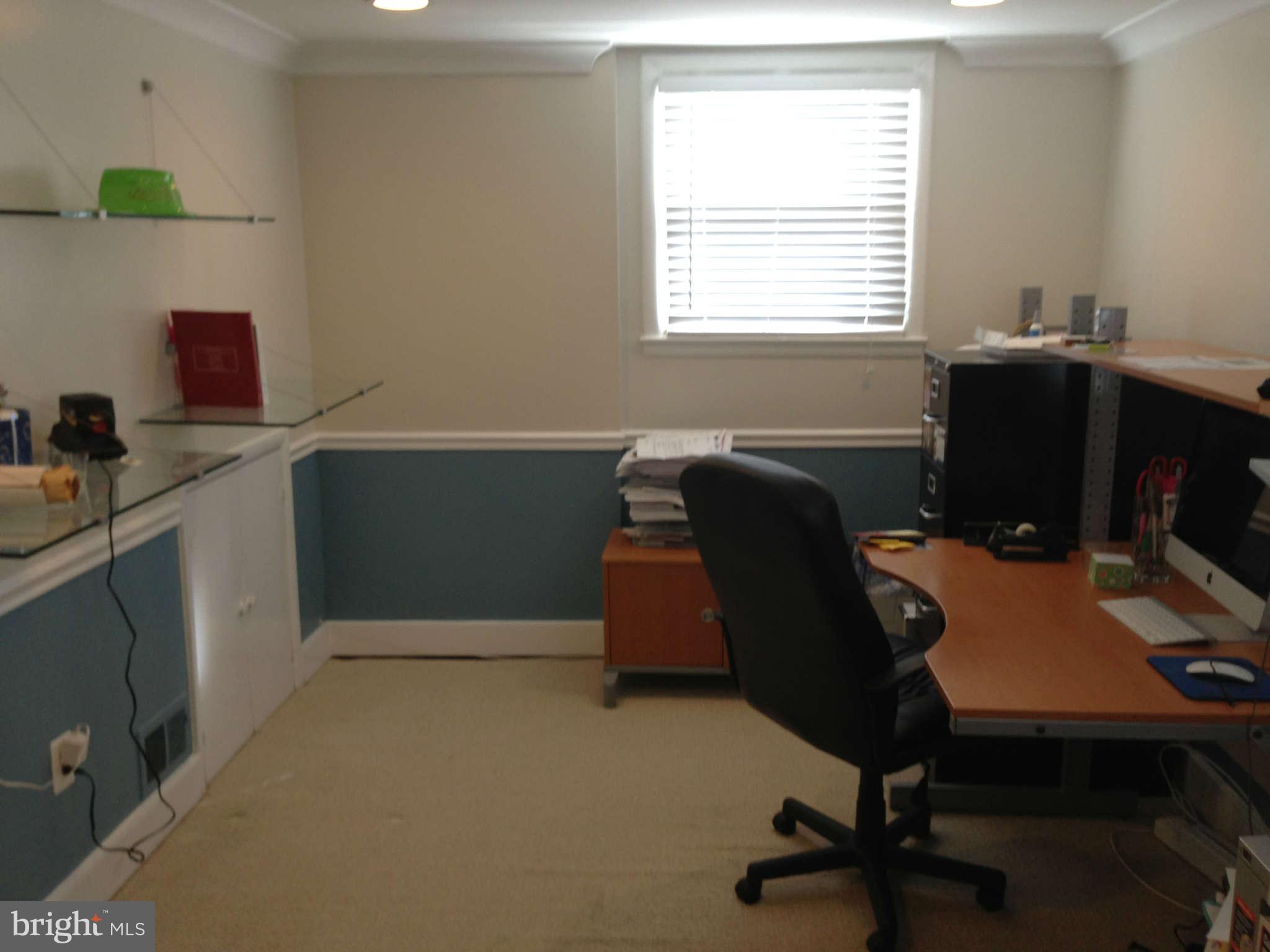 11604 Elkin Street Silver Spring, MD 20902 - Photo 14 of 23 Home office