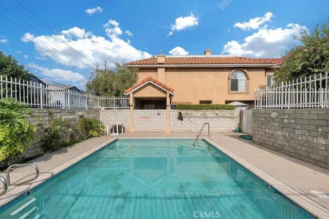 $549,950 | 15044 Nordhoff Street, Unit 1, North Hills, CA 91343