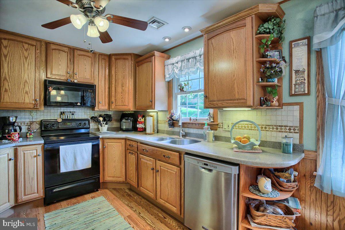 2 Riverview Drive Middletown, PA 17057 - Photo 10 of 33