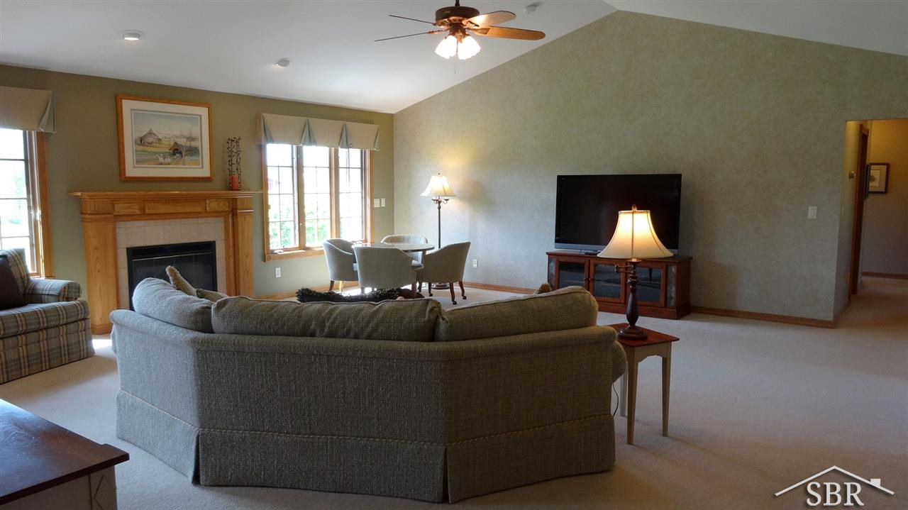 4281 North Graham Road Freeland, MI 48623 - Photo 10 of 30 31194568-9.JPG