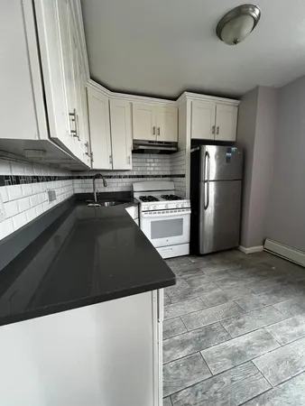 $1,500,000 | 99-12 212th Street | Bellaire Park