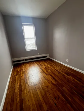 $1,500,000 | 99-12 212th Street | Bellaire Park