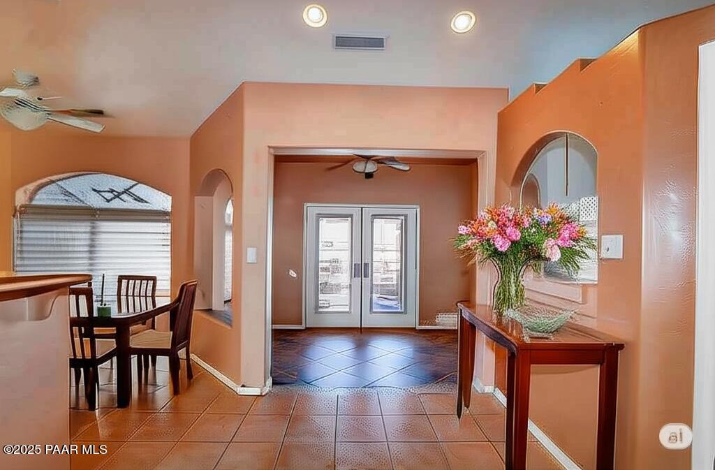 9100 East Lonesome Valley Road Prescott Valley, AZ 86315 - Photo 5 of 66 Lonesome Entry Staged