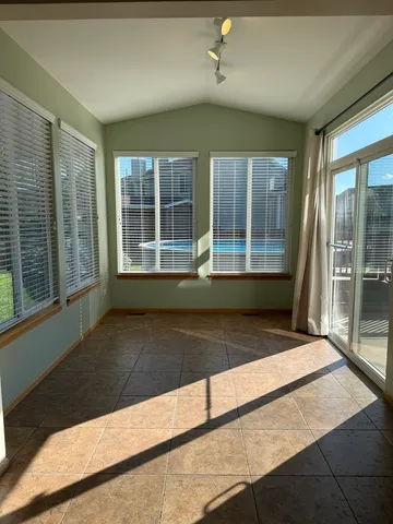 $379,000 | 710 Silver Leaf Court, Joliet, IL 60431