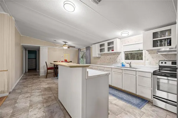 $199,000 | 17545 Northeast 39th Court, Citra, FL 32113