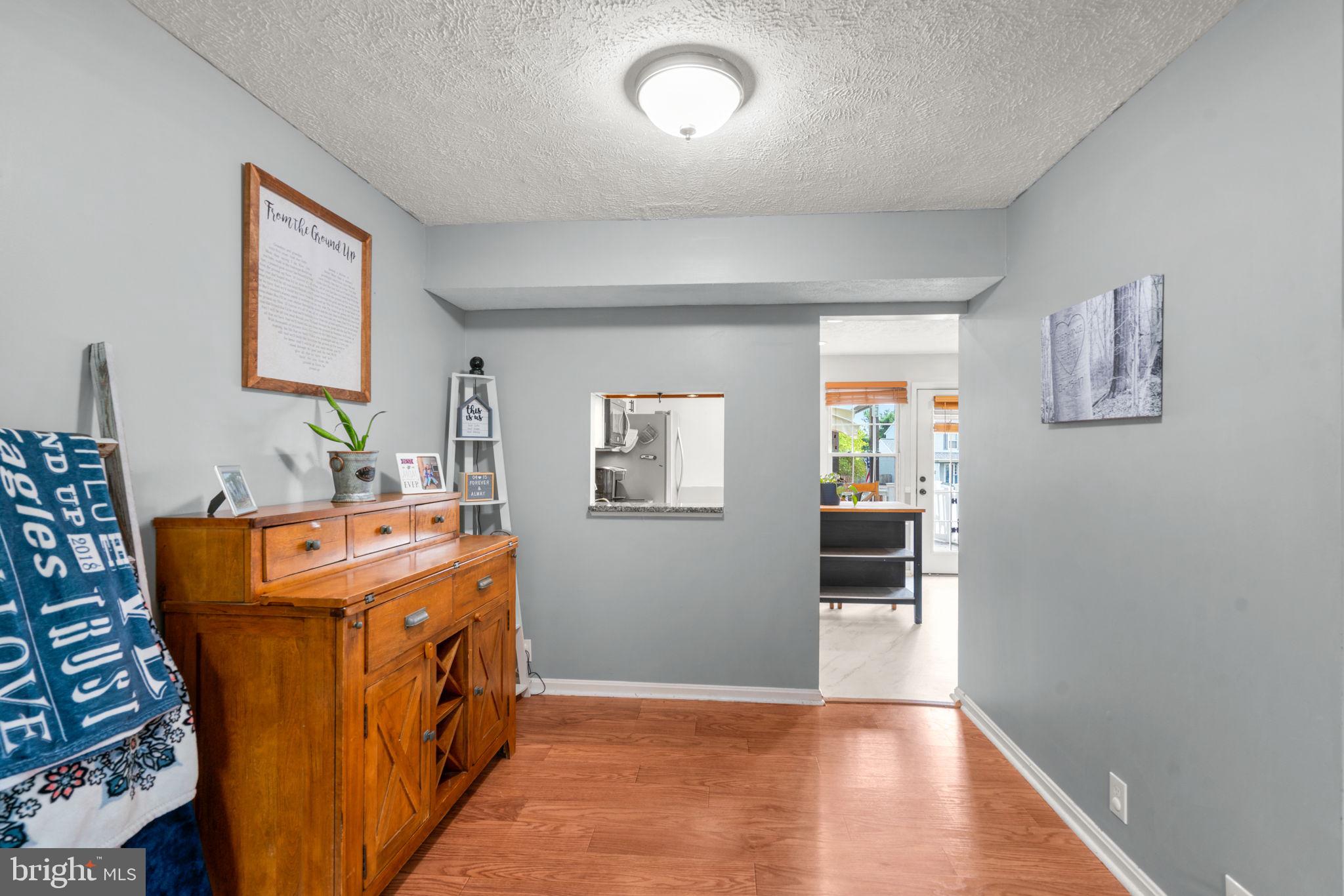 230 Oak Leaf Way Halethorpe, MD 21227 - Photo 8 of 37 Dining Area