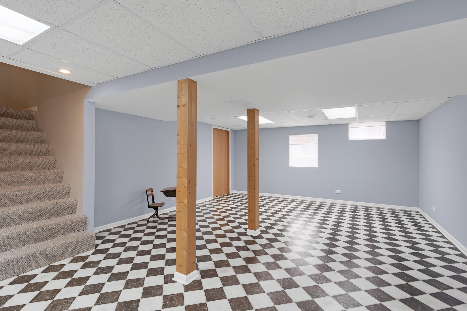 1256 Reading Court Wheaton, IL 60189 - Photo 23 of 34 a view of a room with a black and white checkered floor