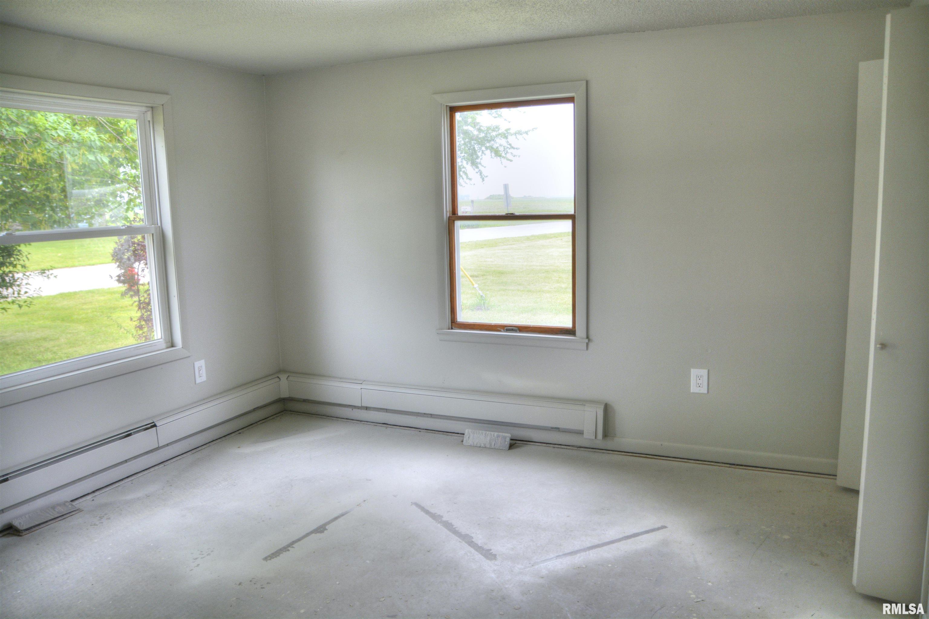 70 Constitution Road Colchester, IL 62326 - Photo 11 of 20