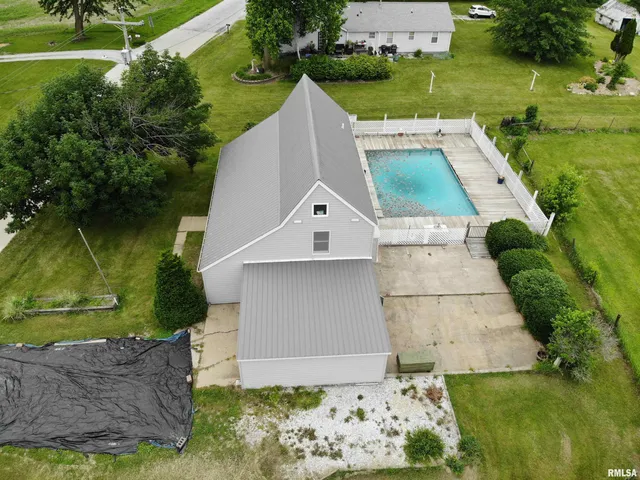 $75,000 | 70 Constitution Road, Colchester, IL 62326