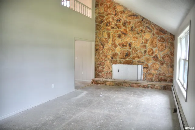 $75,000 | 70 Constitution Road, Colchester, IL 62326