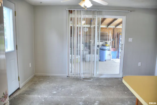 $75,000 | 70 Constitution Road, Colchester, IL 62326