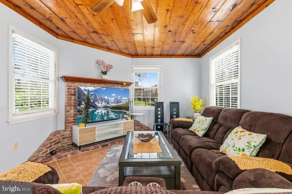 $600,000 | 11109 Bucknell Drive, Silver Spring, MD 20902