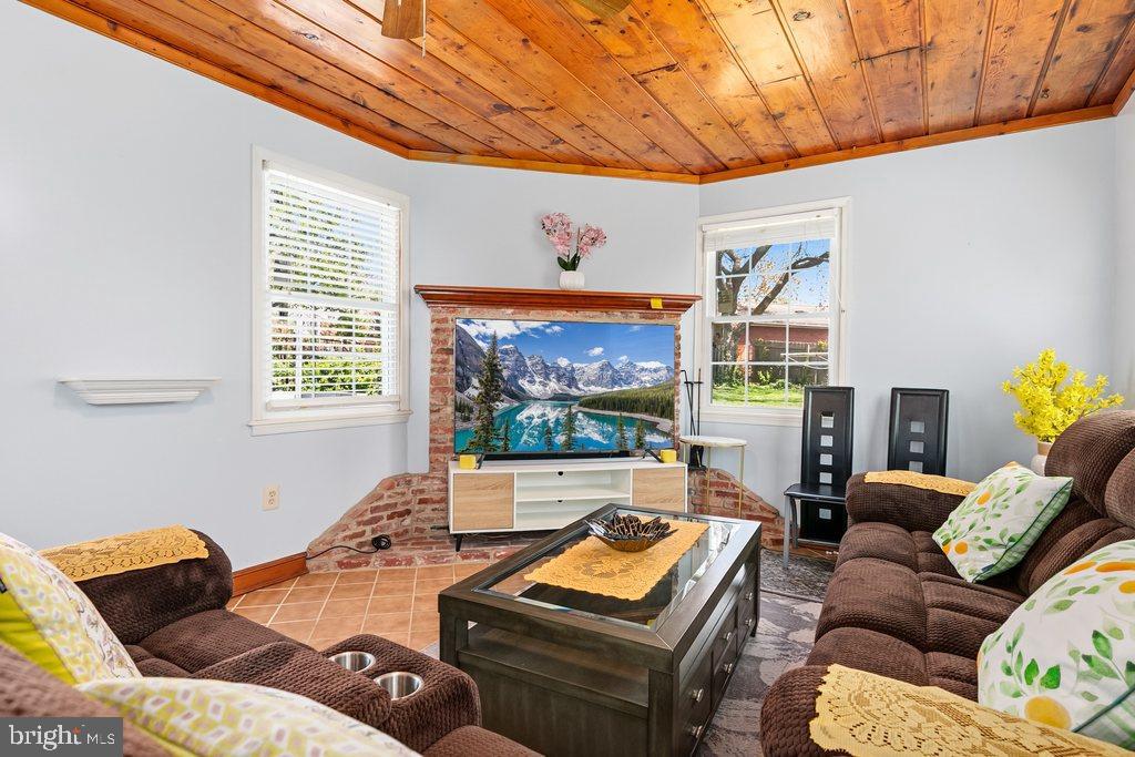 11109 Bucknell Drive Silver Spring, MD 20902 - Photo 15 of 58