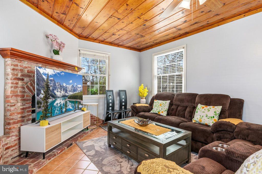 11109 Bucknell Drive Silver Spring, MD 20902 - Photo 16 of 58