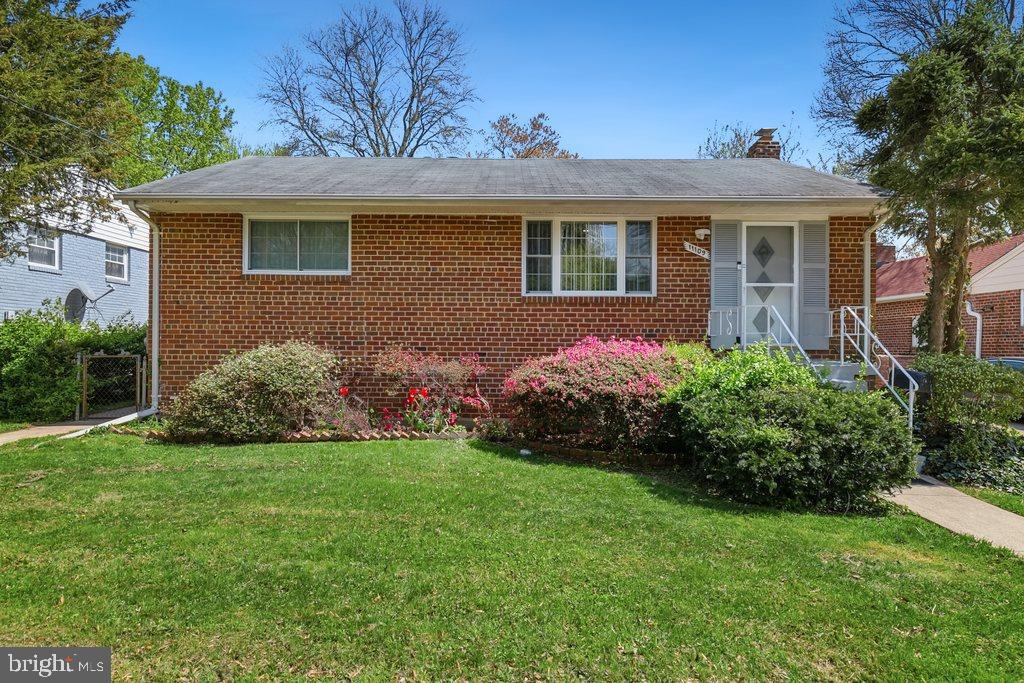 11109 Bucknell Drive Silver Spring, MD 20902 - Photo 3 of 58