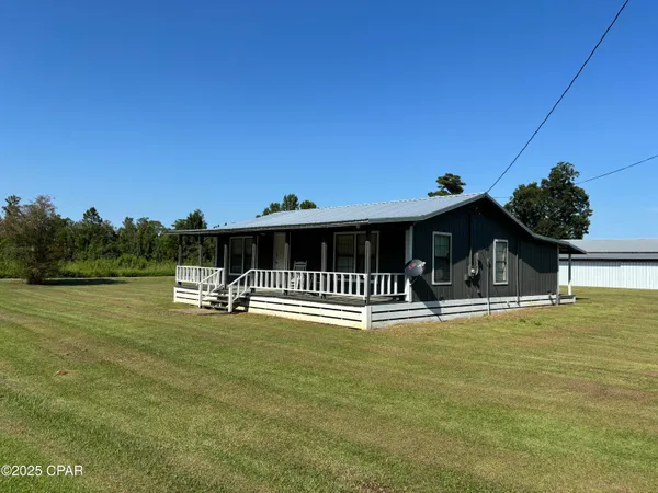 $239,999 | 18965 South W Matthew Wood Road, Blountstown, FL 32424
