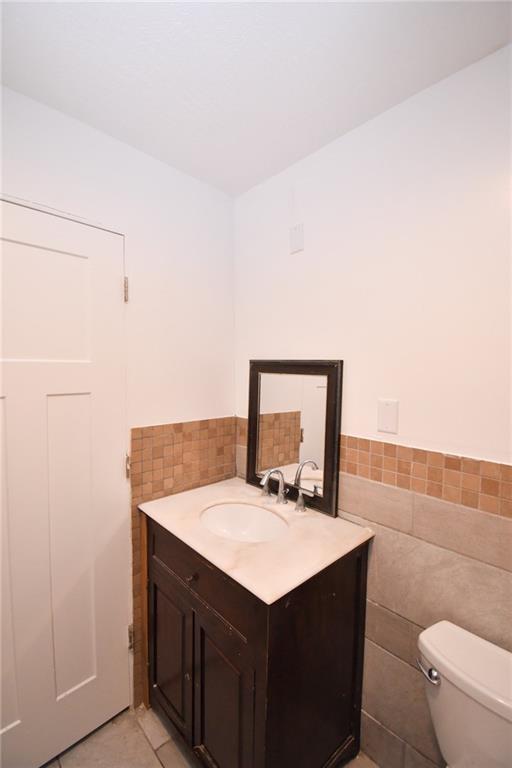 1005 8th Street Columbus, IN 47201 - Photo 13 of 20