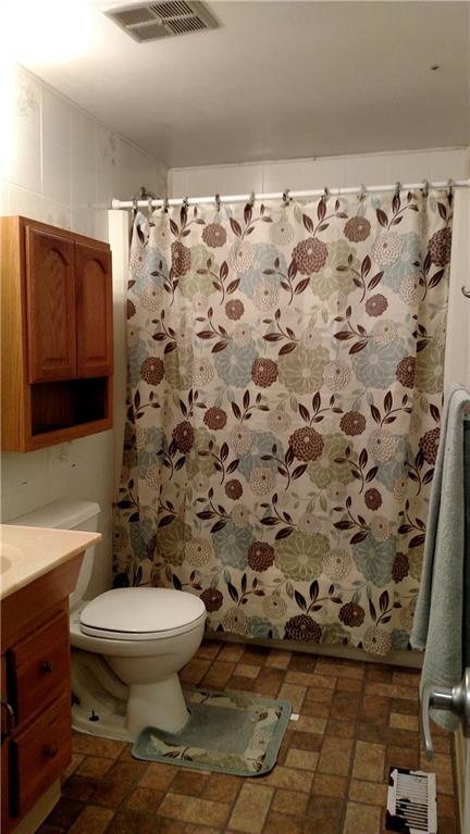 131 Squirrel Hollow Road Gibsonia, PA 15044 - Photo 10 of 17 Cute and updated main bathroom!