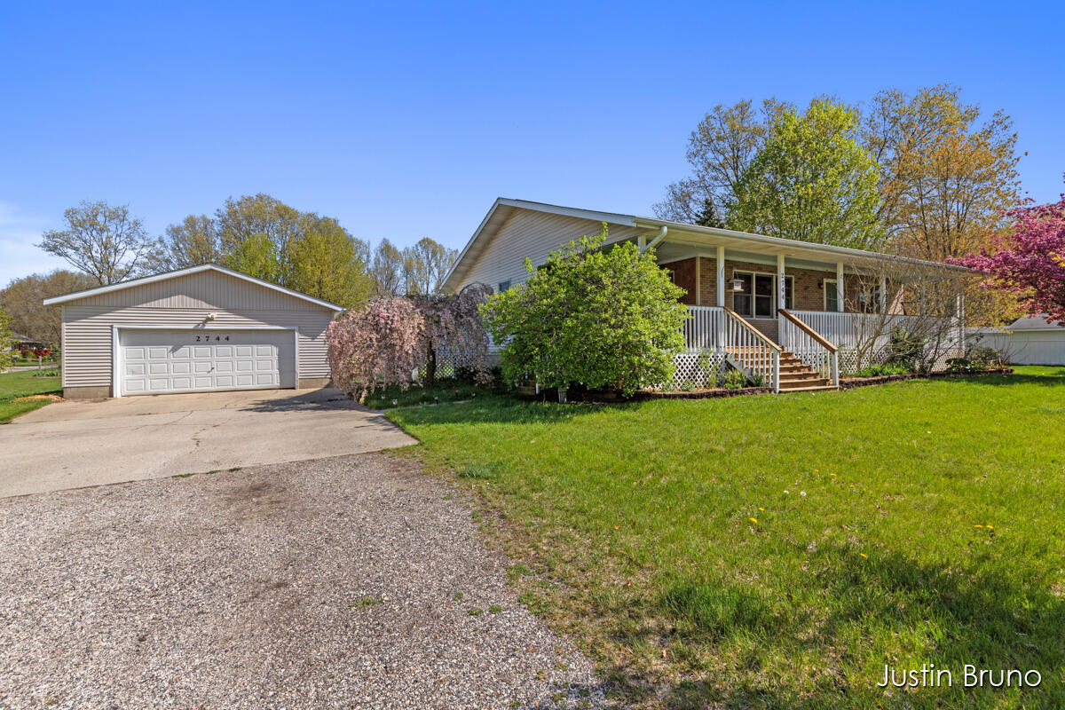 2744 Hall Road Muskegon, MI 49442 - Photo 1 of 46 IMG_1002