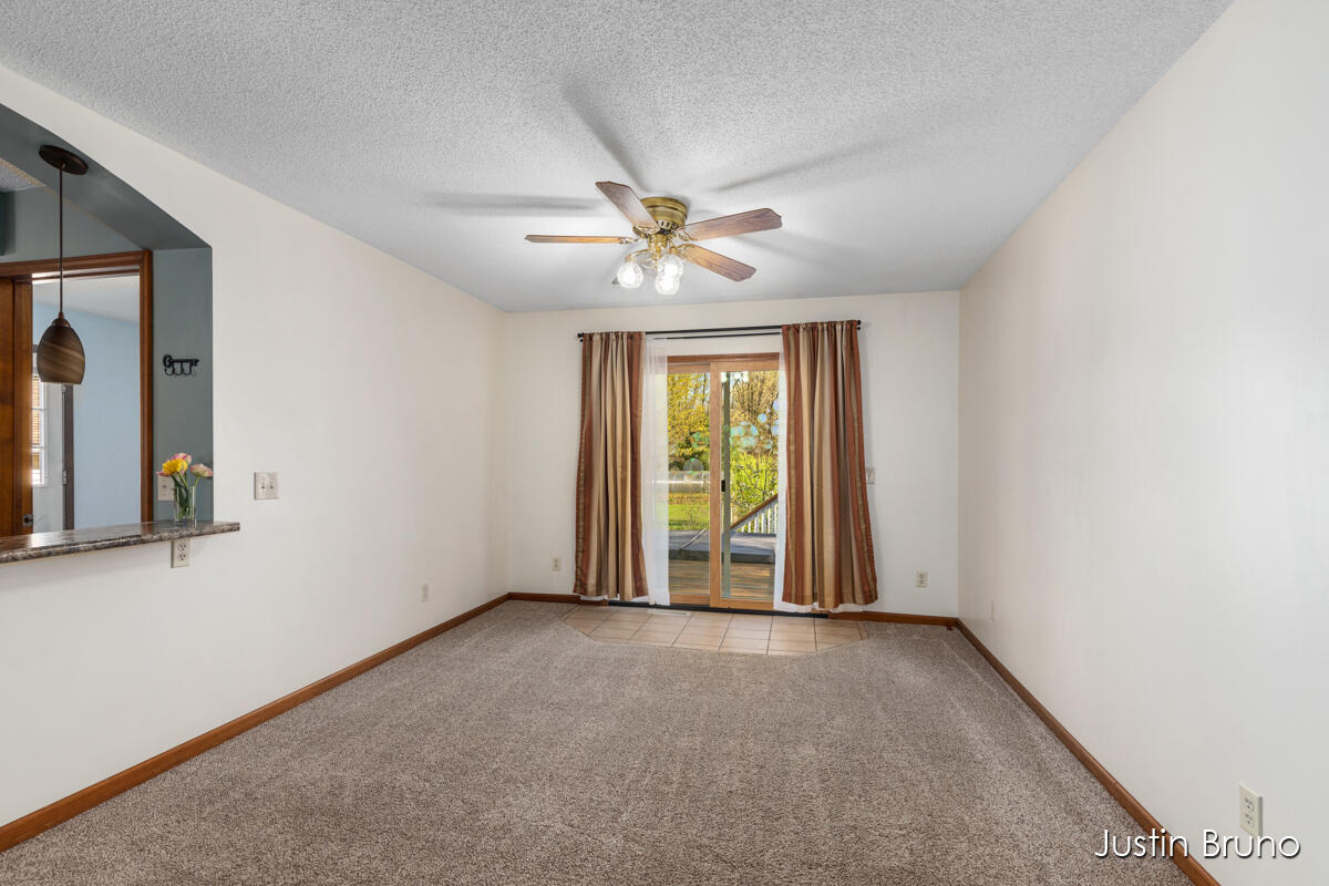 2744 Hall Road Muskegon, MI 49442 - Photo 11 of 46 IMG_1012