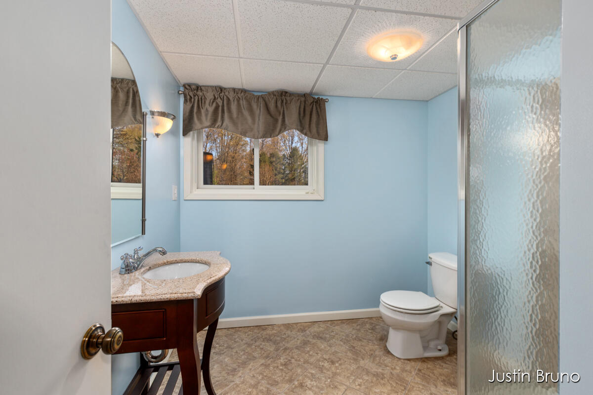 2744 Hall Road Muskegon, MI 49442 - Photo 25 of 46 IMG_1026