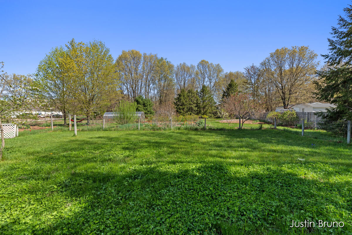 2744 Hall Road Muskegon, MI 49442 - Photo 30 of 46 IMG_1031