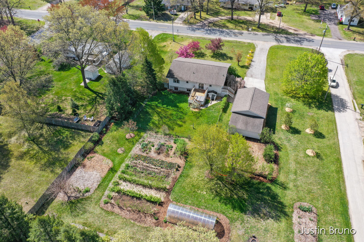 2744 Hall Road Muskegon, MI 49442 - Photo 41 of 46 IMG_1044